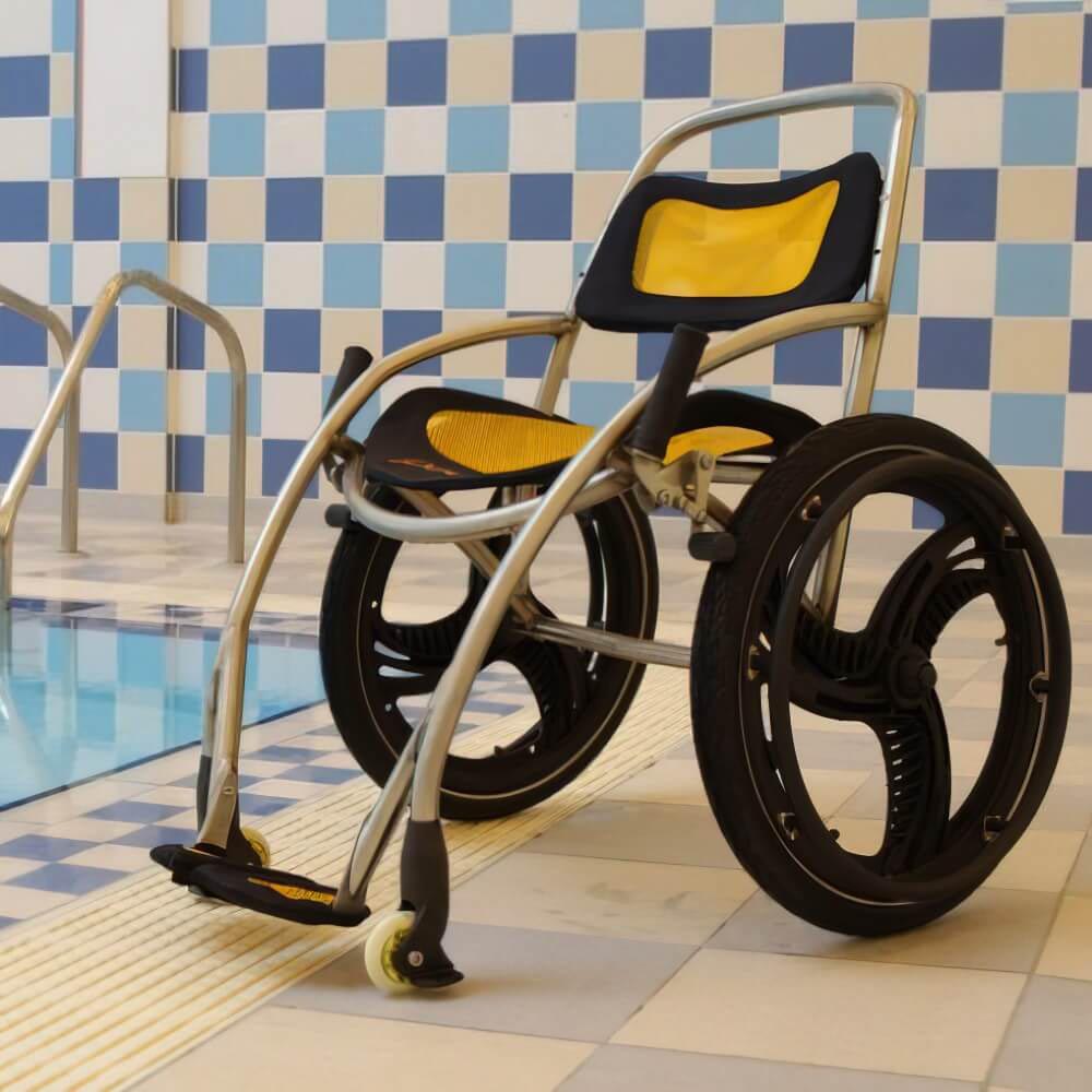 aqua-active-elderly-disabled-access-transfer-swimmingpool-hottub-spa-opensea-buynow-orderonline-easycaresystems1.jpg
