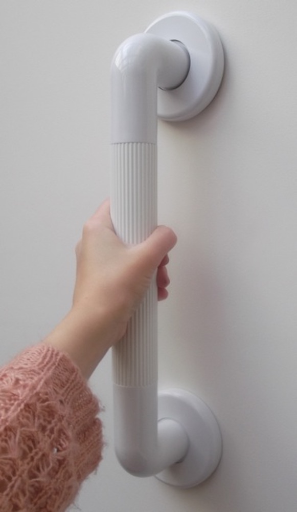 Bathex 35mm Fluted Plastic Grab Rail Bathex 35mm Fluted Plastic Grab Rail