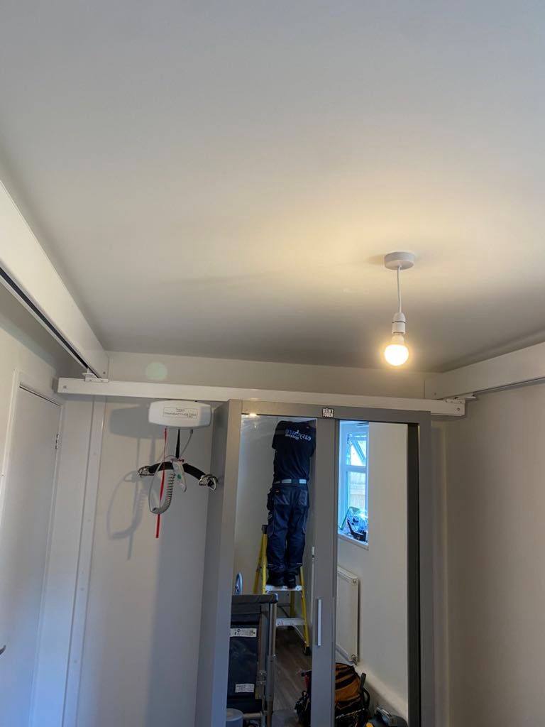 Ceiling Hoist Systems image 2