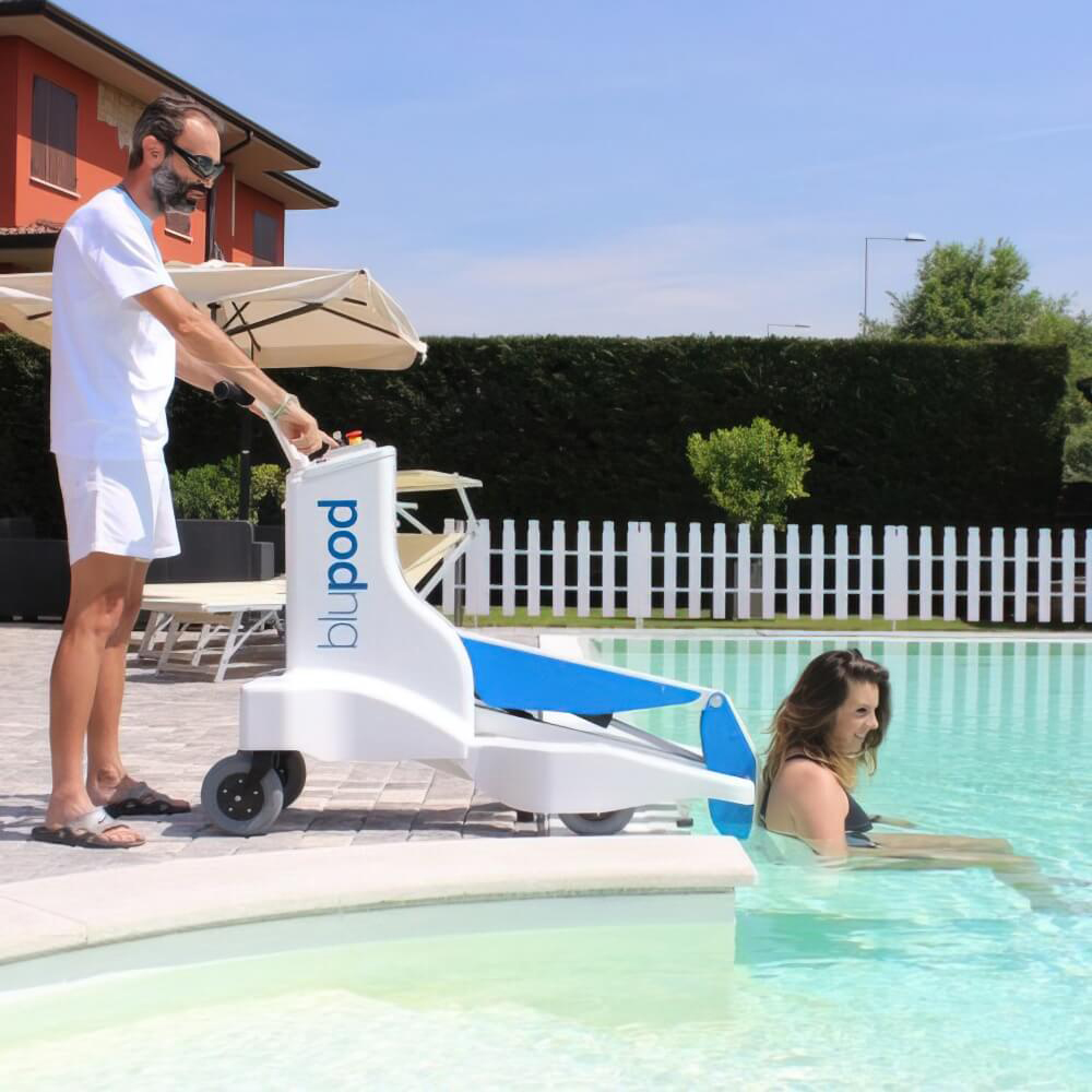 liftcompany-blueportablehoist-swimmingpool-hoist-spa-hottub-home-disabled-elderly-access-sea-buynow-orderonline-easycaresystems2.jpg