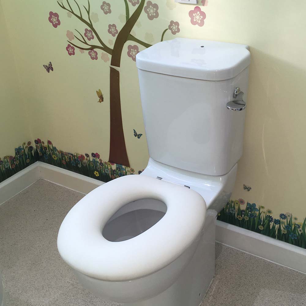 1602SWCJW_Padded_fullringing_junior_toiletseat_white.jpg