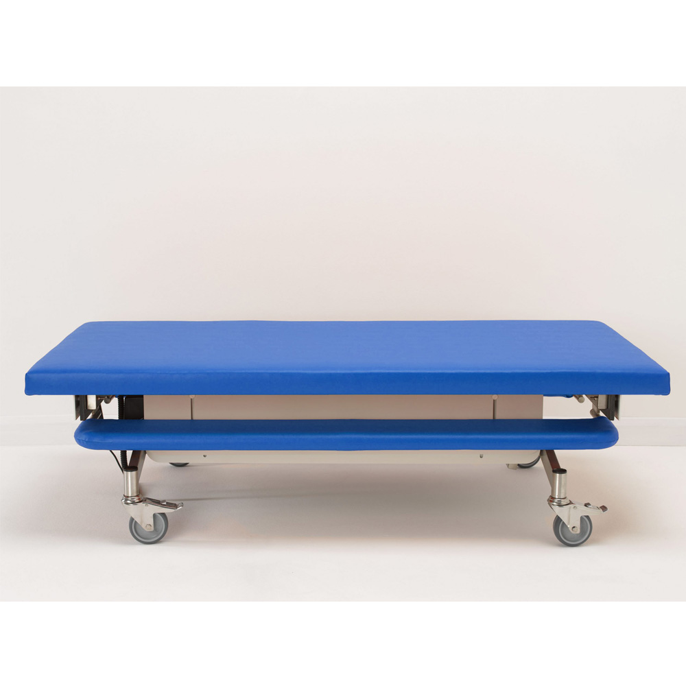 smirtywaite-mobile-changing-table-lifting-handling-disabled-bathroom-wetroom-easycaresystems-uk-mobichanger2.jpeg