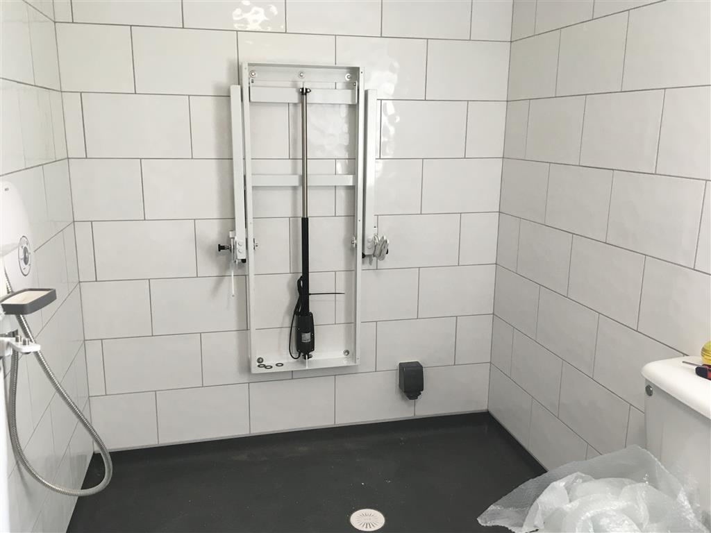 Wall Mounted Shower Stretchers image 3