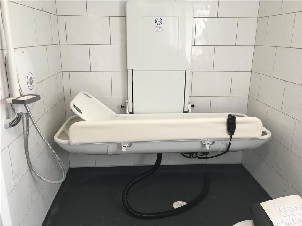 Wall Mounted Shower Stretchers