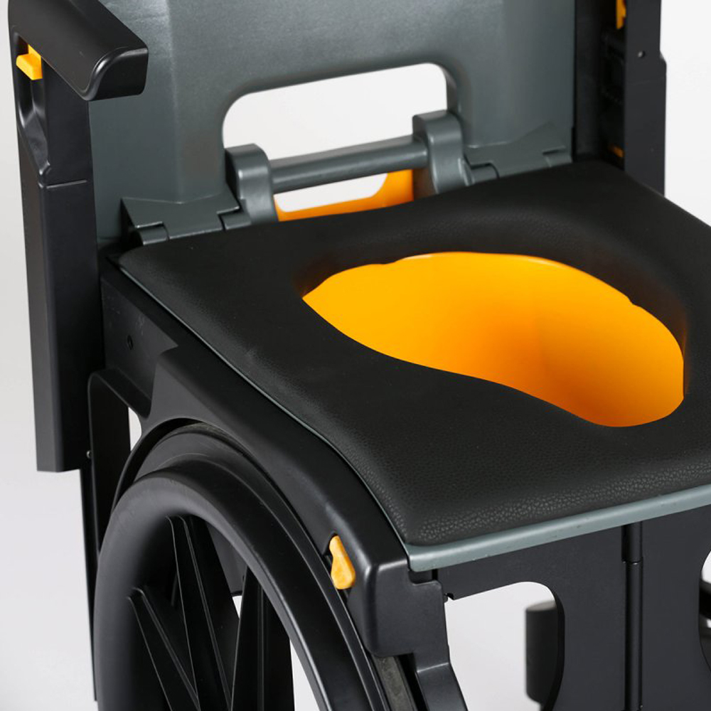 wheelable-travel-commode-shower-chair-easycaresystems-6.jpeg